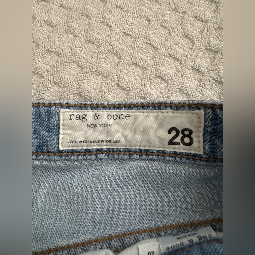 rag & bone Lori Mid Rise Wide Leg Rhinestone Denim Jean Light Wash Jewel Size 28 - Picture 9 of 14